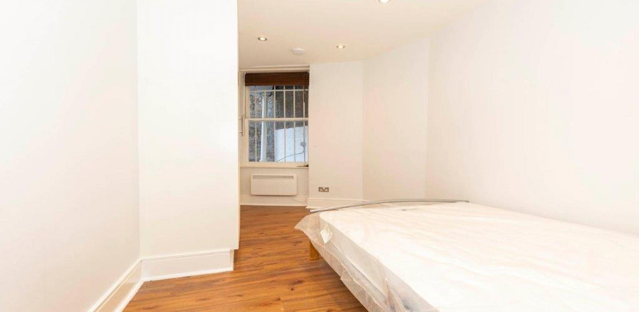 Stunning Apartment With Private Patio Sutherland Avenue, Maida Vale
